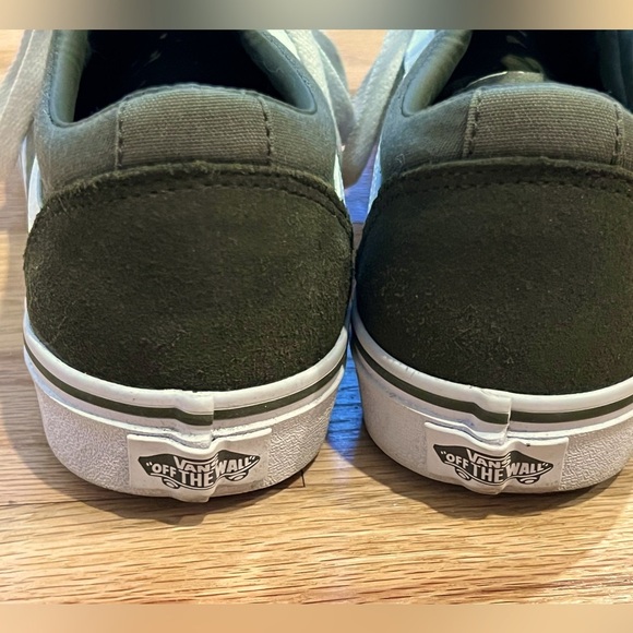 Womens Vans, size 8, color Olive, (Suede/Canvas) - Picture 8 of 12
